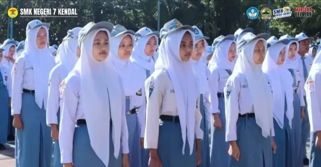 Pelantikan OSIS Masa Bhakti 2024-2025 berlangsung dengan penuh khidmat