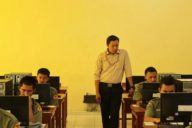 Pelaksanaan ANBK (Asesmen Nasional Berbasis Komputer) SMK N 7 KENDAL