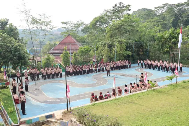 Dokumentasi  Renungan Ulang Janji dan Upacara Hari Pramuka ke-64 tingkat kecamatan Plantungan