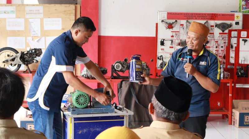 Program Guru Tamu menggandeng narasumber dari  PT. Bahtera  Mulia Abadi Semarang