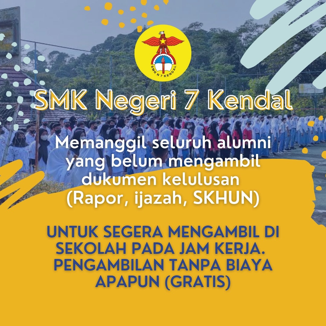 Penyerahan Ijazah Oleh Kepala SMK Negeri 7 Kendal Kepada Alumni